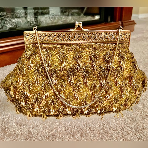 Handbags - Vintage golden beaded and sequin handbag